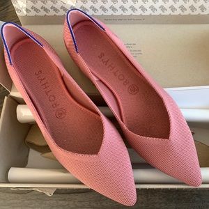 Rothy’s Pointed Rosebud Size 10